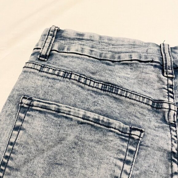 Aeropostale Aero High Rise Curvy Midi Denim Shorts Womens Size 10 Distressed - Picture 11 of 14